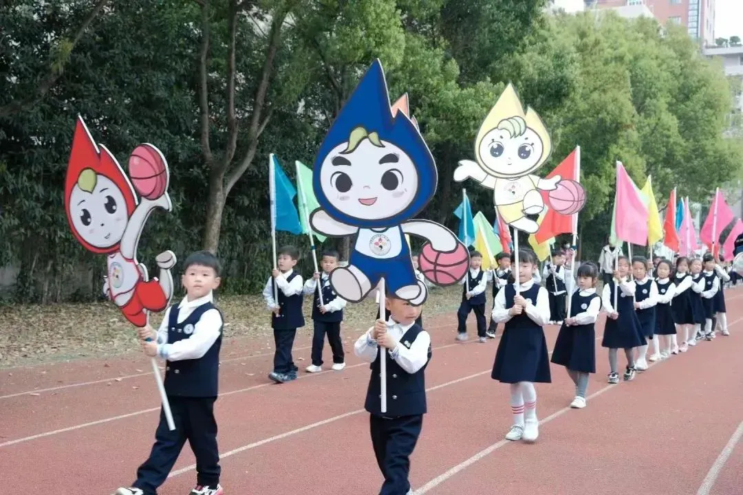 如何通过合理的营养补充来支持篮球恢复训练?_1